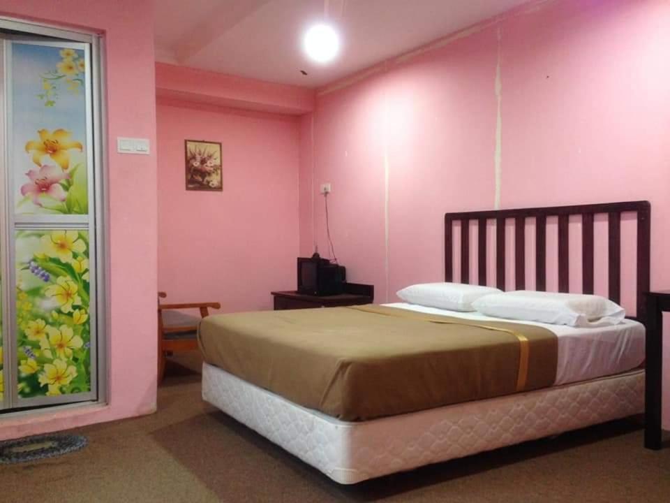Hotel Nawar Pasir Mas Екстериор снимка