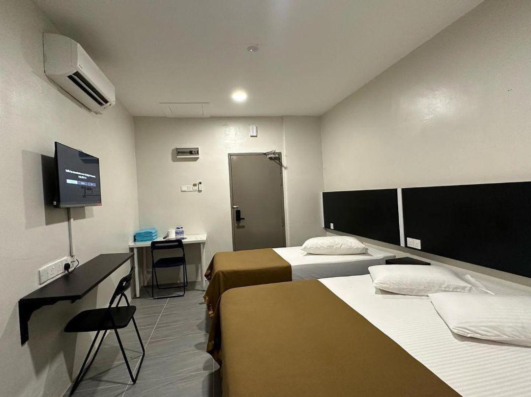 Hotel Nawar Pasir Mas Екстериор снимка